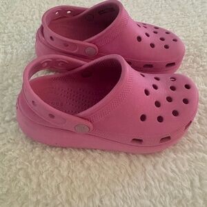 Girls platform crocs